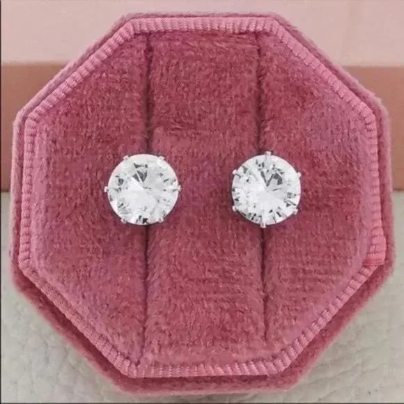 NEW 2.5 CT DIAMOND SILVER EARRINGS, CUTE RING, SHINY RING.